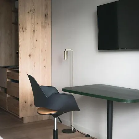 By Brochner Apartment *